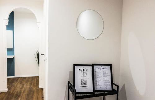 Blue Apartment - Airport 8 min - AC - Smart TV - Foto 5