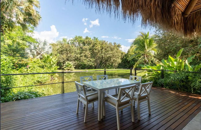 w Lovely 4BR Villa at Mesa de Yeguas - Photo 10