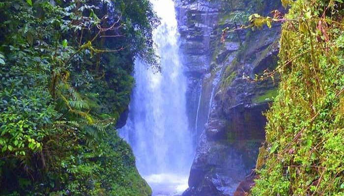 Tigre River Waterfall