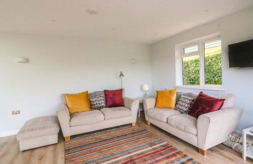 Shipton Hill View - Photo 7