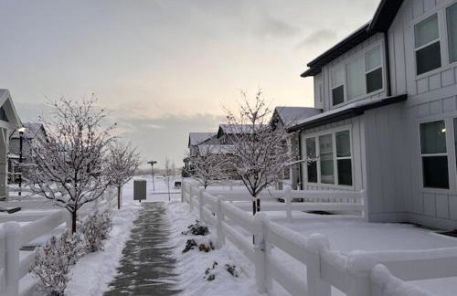 Great Location Sleeps 8 with 5 Beds and 3 Baths - Foto 20