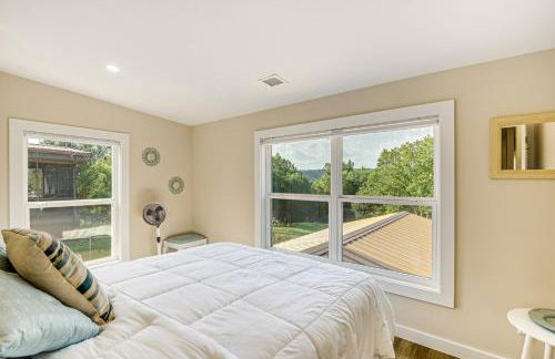 Waterfront Escape in Cub Run with Deck and Hot Tub! - Foto 20