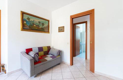 House of Camellias - Ground Floor with Garden - Foto 11