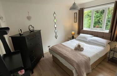 Home in Wirral - Peaceful Contemporary Gem. - Foto 18