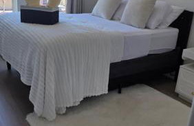 New Luxury 5BR 7BD Home Near Airport, Sleeps 10 plus - Foto 58