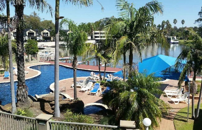 Cypress Waterfront Apartments - Photo 1