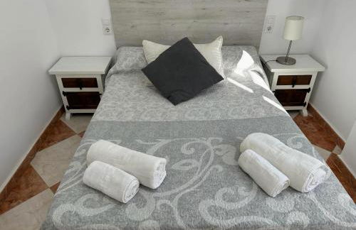 Apartment near sea beach and vibrant center - Photo 11