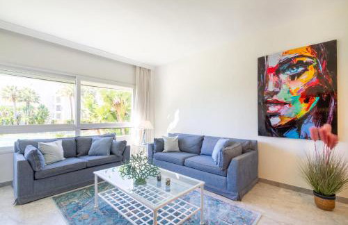 MARBELLA BANUS SUITES - Banús Playa Rocío - 3BR - 3BA - Direct Beach & Sea Access Complex - Outdoor Terrace w Garden Views - Pool - 3 Min Walk to Puerto Banús & Corte Ing Luxury Shopping - Ideal for Families - Foto 2