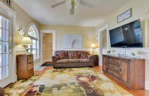 Turtle Cove Bay Beach House about 13 Mi to Buffalo! - Foto 5