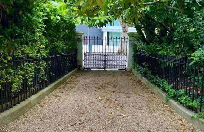 Burlington Townhouse - Photo 15