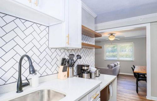 Sojourn 2 BR Luxury Beach Suite Surf Suite - Photo 10