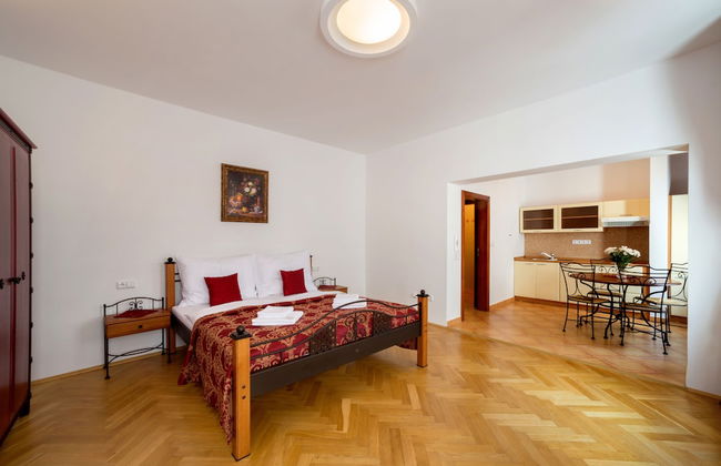 Vila Krumlov - Foto 35