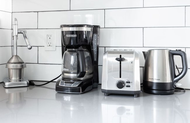 Martha by Avantstay Brand New LA Valley Home - Foto 16