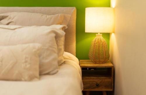 Romantic Snowdonia Cottage with Hot tub, sea & mountain views - Foto 18