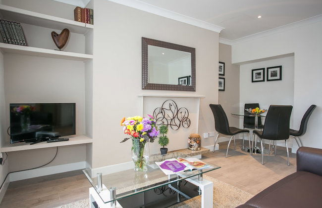 Grand Canal District Apartments - Photo 34