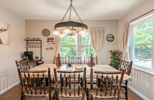 The Hangout Haven - Theater, Hot tub, Pickleball, Ping pong, Firepit - Foto 14