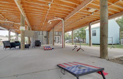 Sunny Waveland Home Rental with Pool Walk to Beach! - Foto 33