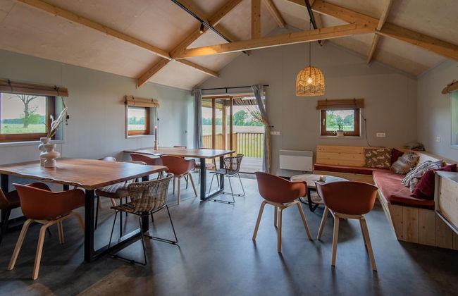 Atmospheric Lodge With Unobstructed View, Located in Beautiful Drenthe - Photo 21