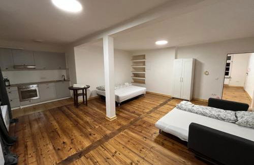 Historic Building- 9 Bedrooms - Groups up to 26 - Foto 56