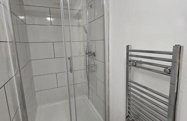 Luxury one bedroom maisonette with extra connected bedroom in Stevenage centre - Foto 13