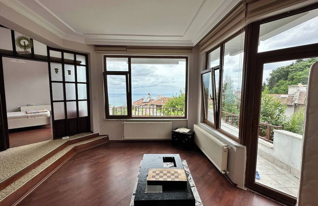 Peaceful Villa With Perfect View in the City Center - Foto 14