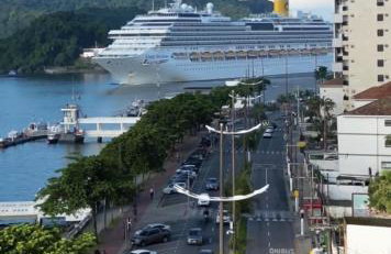 Apartamento em Santos no Gonzaga em frente a praia - Foto 45