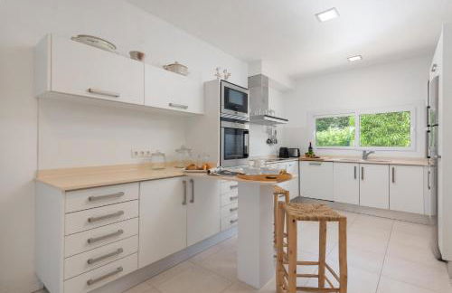 NEW! Villa ESPERANZA, Can Marilla, Front Sea View, Pool, AC, BBQ - Foto 19