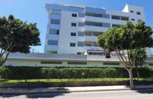 2 BEDROOMS NEXT TO THE BEACH&MIRAMAR SHOPPING CENTER-SWIMMING POOL-PARKINg - Photo 5