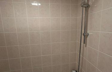 Spacious City Centre 2-Bedroom Apartment by StaySavvy Accommodation - Foto 52