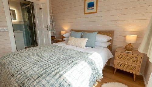 Aird Cabins - Photo 3