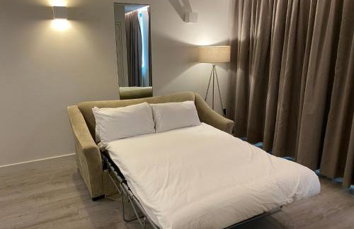 Axiom Park Hotel - Photo 24