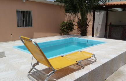 Imperdível ! Achei casa temporada Cabo Frio c piscina próximo Praia do Forte, faça seu orçamento para 4 a 8 Pessoas - Foto 9