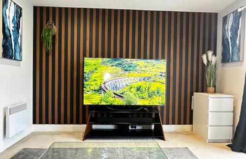 Beach Side APT with Home Cinema - Photo 7