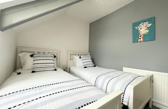 Spacious 5 Bed House Close to Seafront Penzance - Foto 14