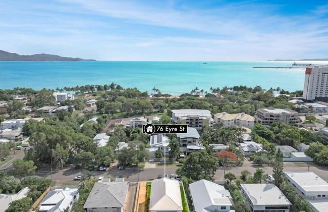 Townsville Suites - Photo 22