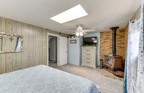 Peaceful Eureka Beach Cottage with 30-Foot Dock - Foto 14