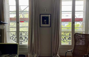 L'Atelier 35 with view of Montmartre - Photo 11