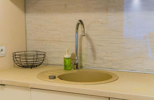 Zagreb 265 & 266 - 3 Bedroom Apartment & 2 Bedroom Apartment - City Centre - Flexible Keybox Entry - Monthly Rent - Modern - Photo 12