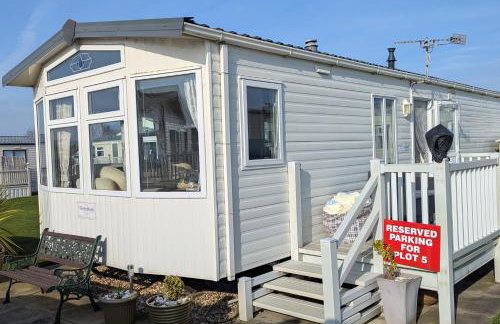 Beachcomber Cabin, Dog Friendly - Anderby Creek - Photo 2