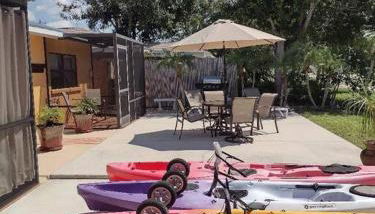 Lemon Bay Cottage in Historic Englewood Village - Foto 3