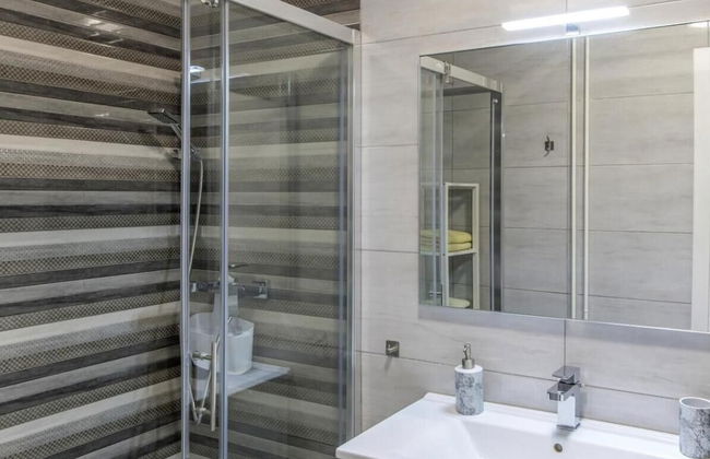 Comfortable Apartment in Umag With Parking Space - Photo 21