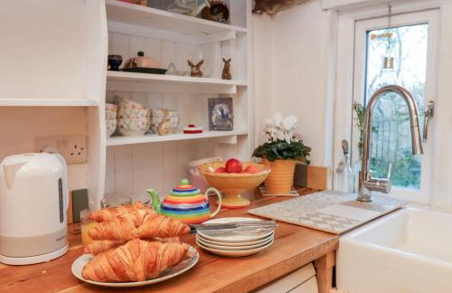 The Hare and Bumblebee Cottage - Foto 12