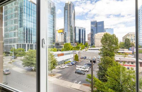 Downtown Bellevue 2BR w WD Rooftop nr all SEA-141 - Foto 4