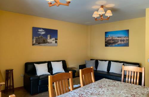 Junto a la Catedral, con parking privado gratis - Foto 9