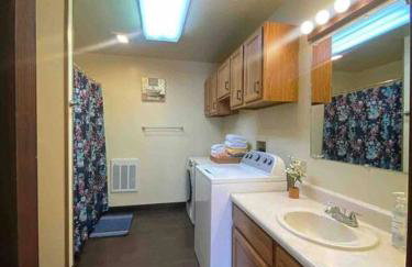 Parkway Yellowstone Guest House Apartment #5 - Foto 26