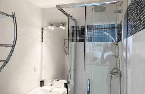 Bara ,Balcony ,Parking ,Patte d'oie neighborhood - Photo 18