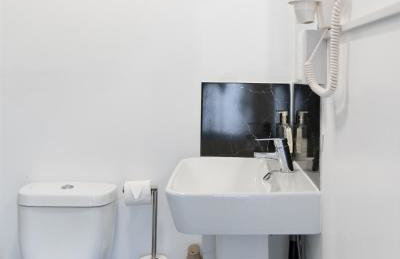 Oak Lodge - Photo 19