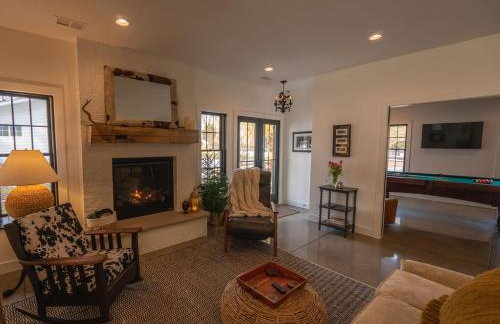 The DougOut Steps from Douglas Beach! - Foto 10