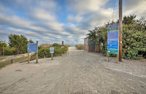 Steps to Ocean Breezy Myrtle Beach Bungalow! - Foto 32