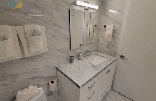 Alexander 611 3 Bedroom Apts by RedAwning - Foto 43